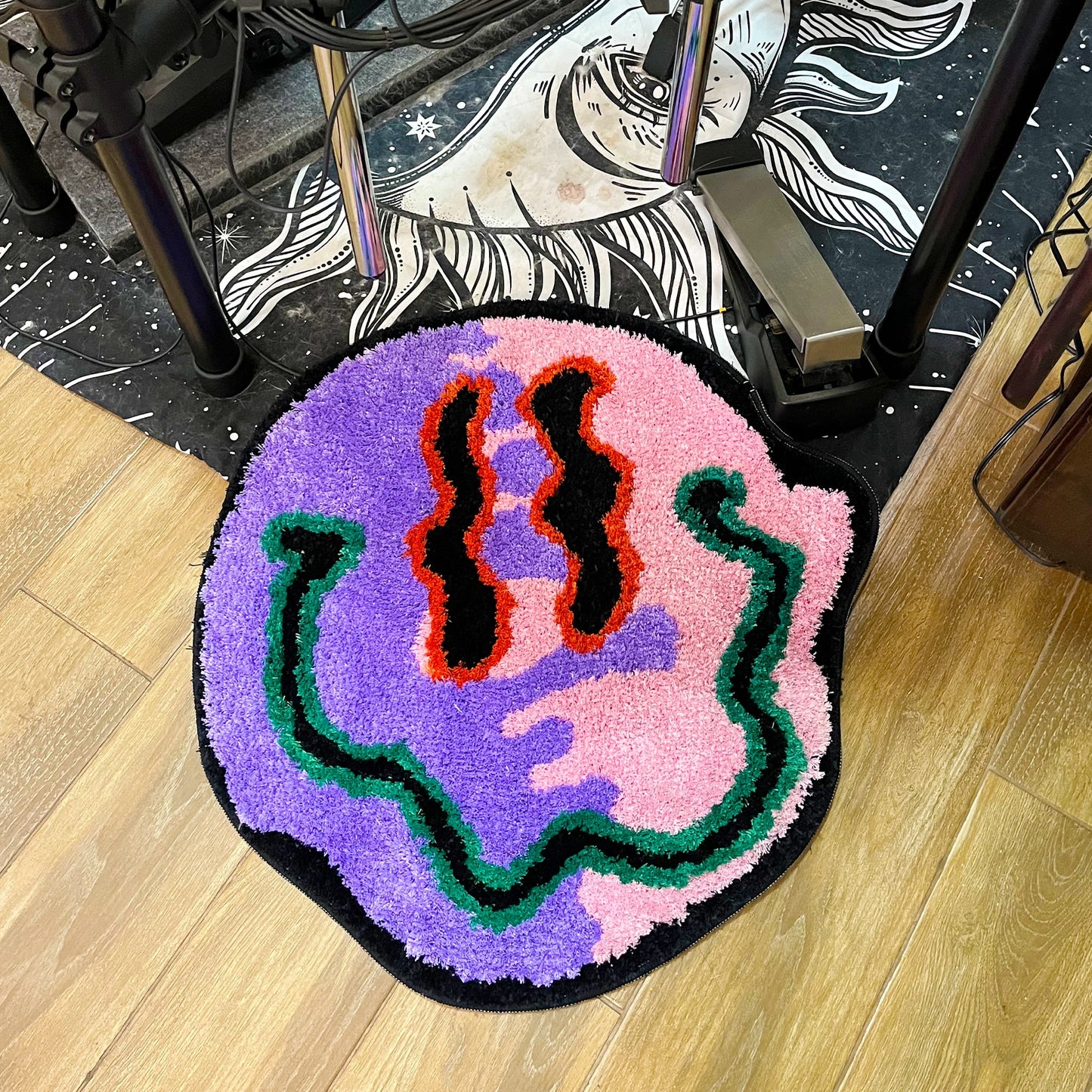 Psychedelic Smile Tufting Rug